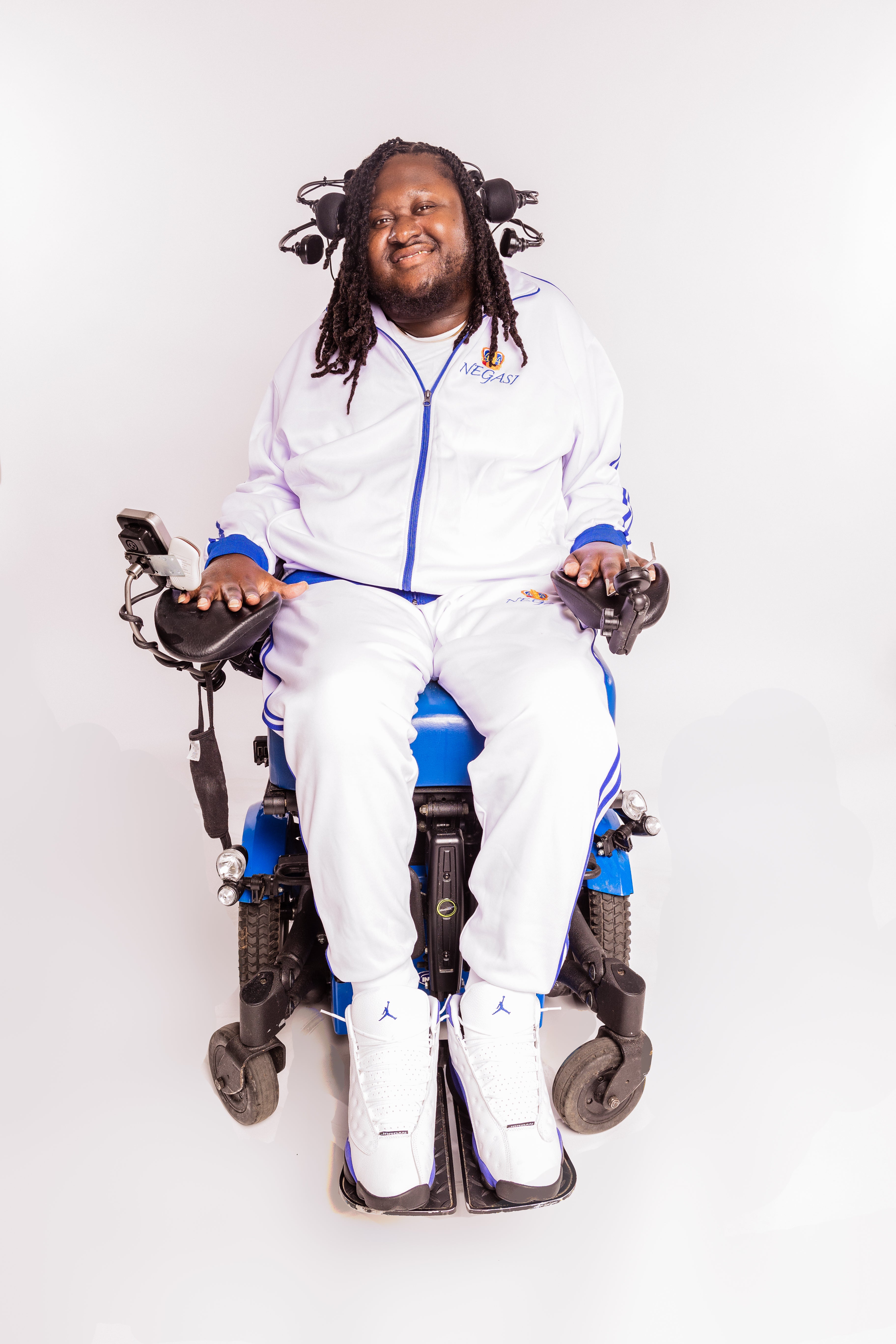 white negasi style sportwear sneakers joggers customized wears customized wear customized cloth customize cloth blue strip joggers blue & white negasi