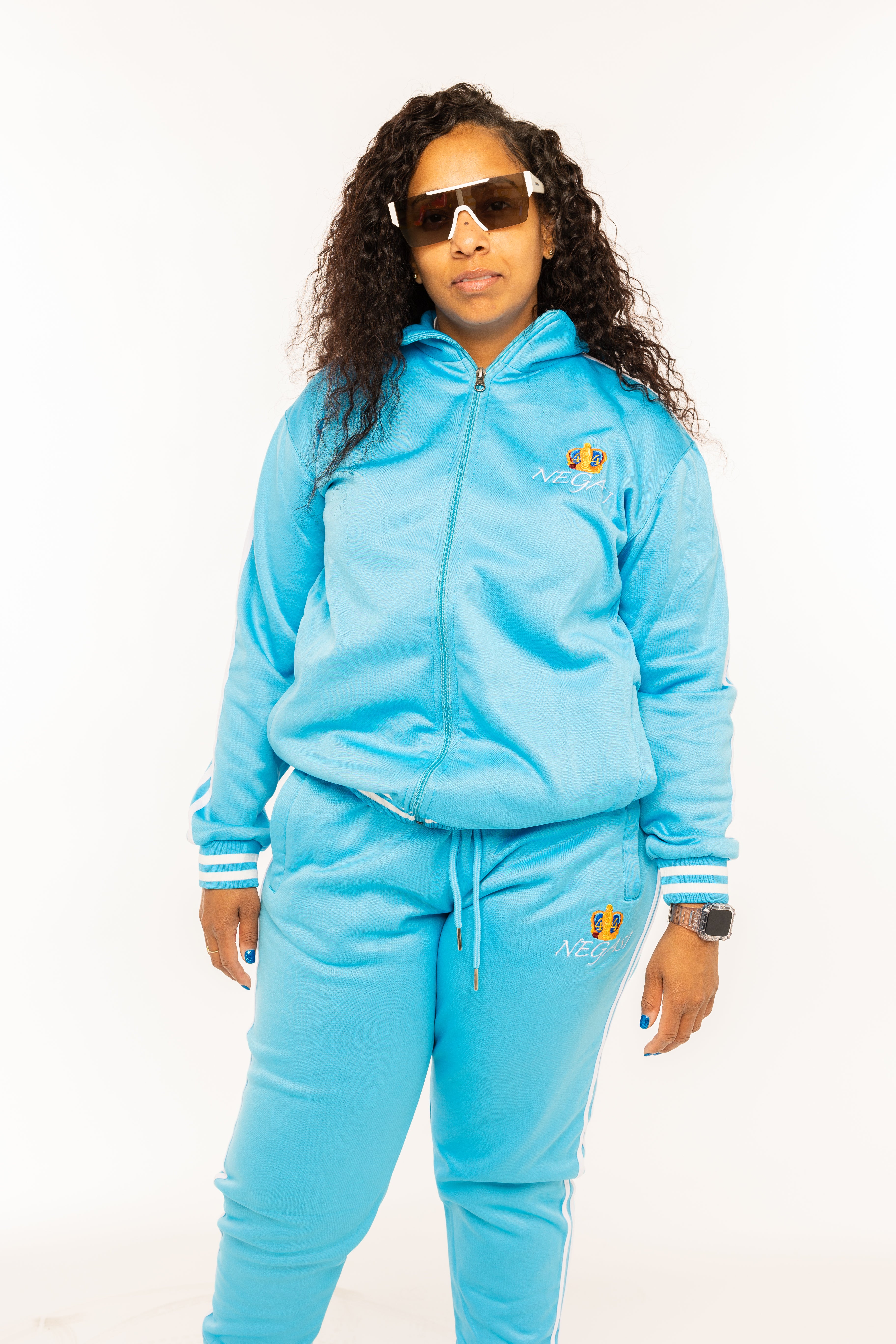 Turquoise and White Negasi